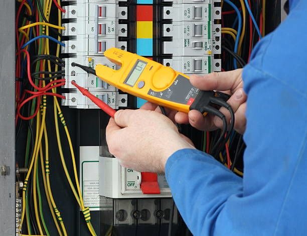  Elektriko specialisto pagalba jums Panevėžyje +37060431431