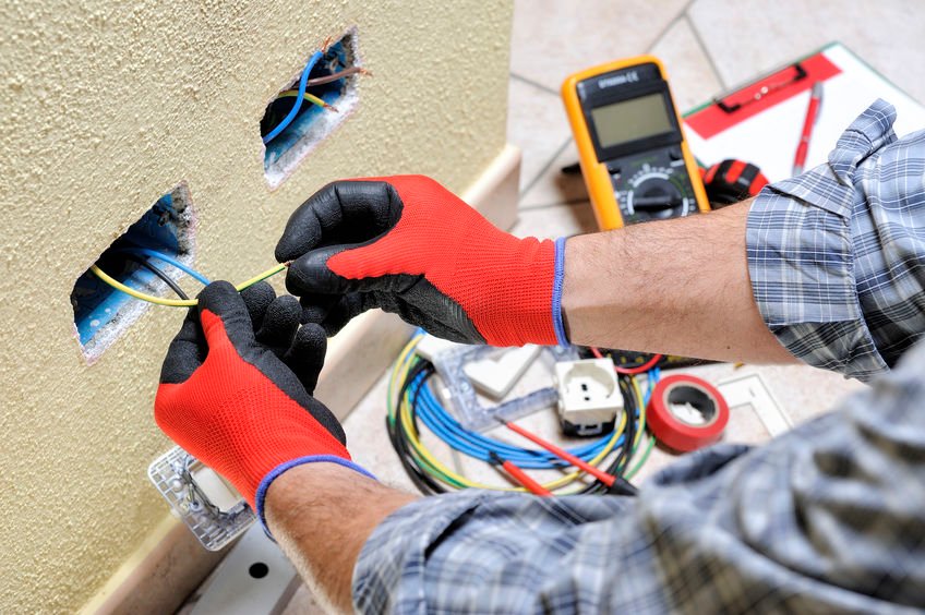 Elektros instaliaciojos remonto darbai  Panevėžys, kiti miestai +37063788215